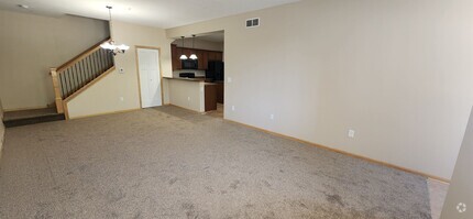 Building Photo - Rare 3 bedroom, 2.5 bathroom rental home w...