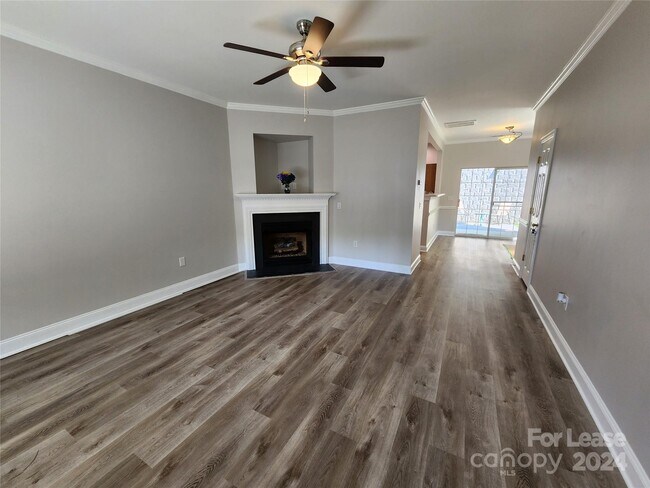 Building Photo - 2434 Ryerson Ct