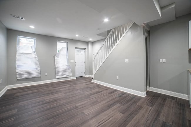 Building Photo - 3218 Elmley Ave