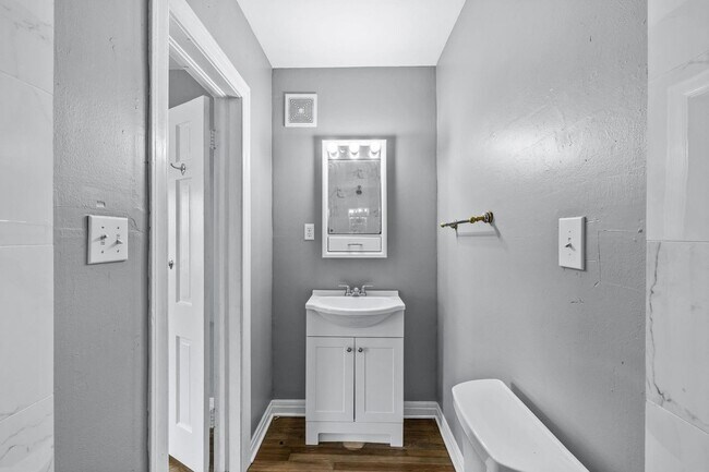 Building Photo - 3624 Winston Rd