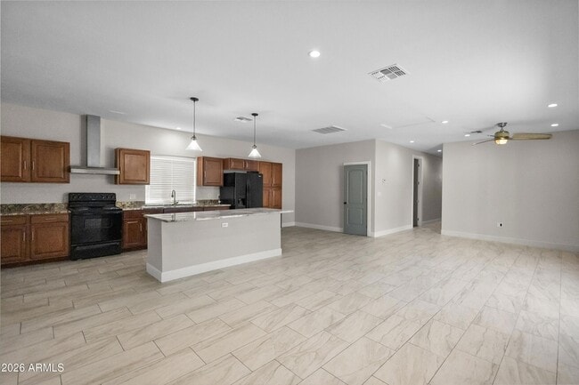 Building Photo - 7631 N 59th Ln