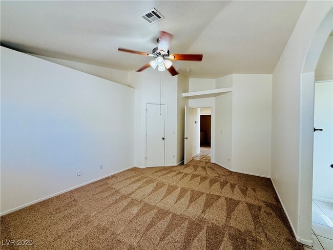 Building Photo - 9016 Dolente Ave