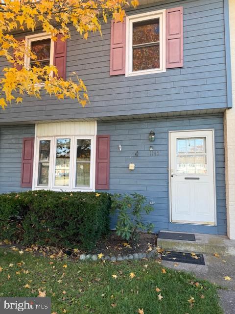 Building Photo - 1145 Pheasant Dr N