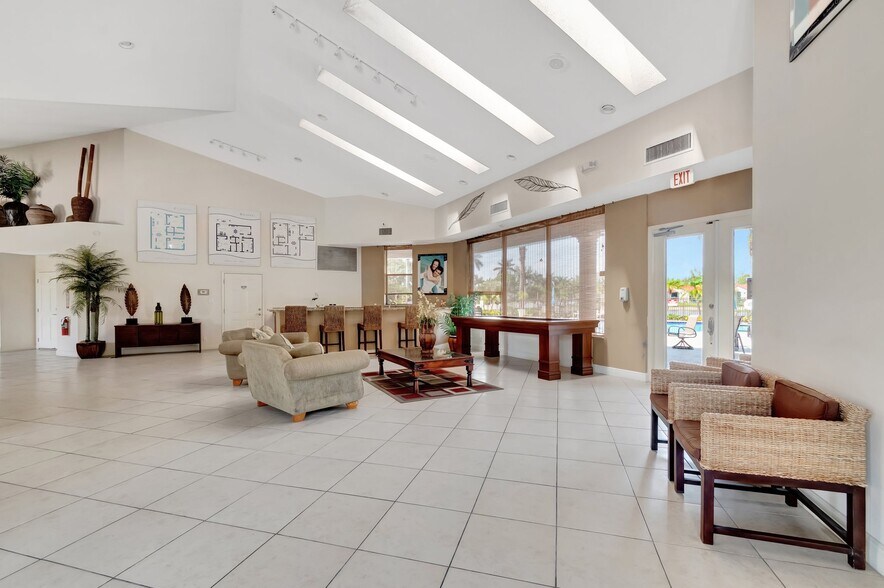 Building Photo - 1560 Windorah Way
