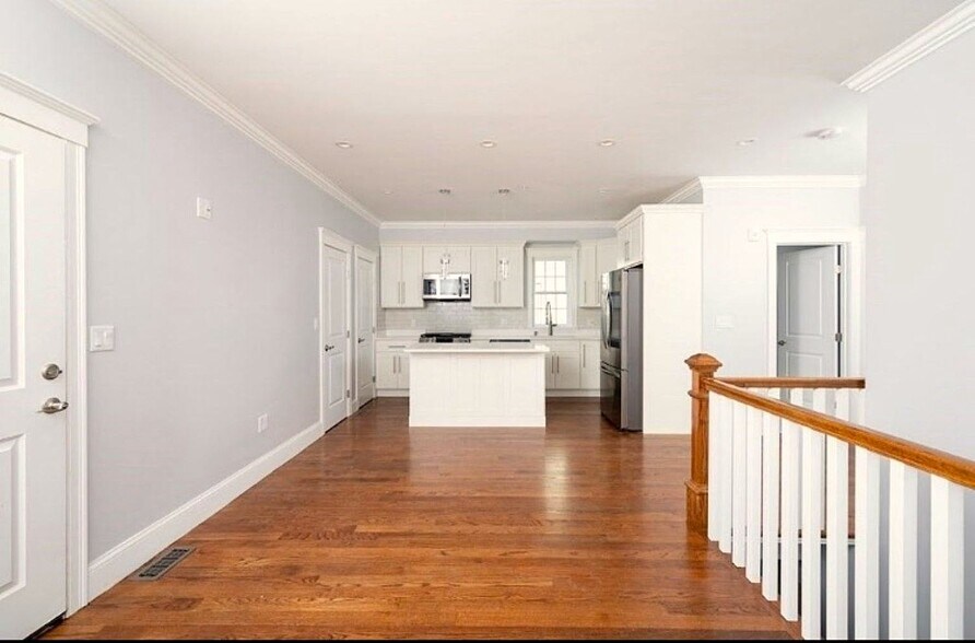 Building Photo - 102 Neponset Ave