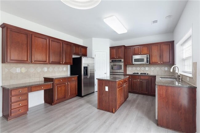 Building Photo - 4987 Rustic Canyon Dr