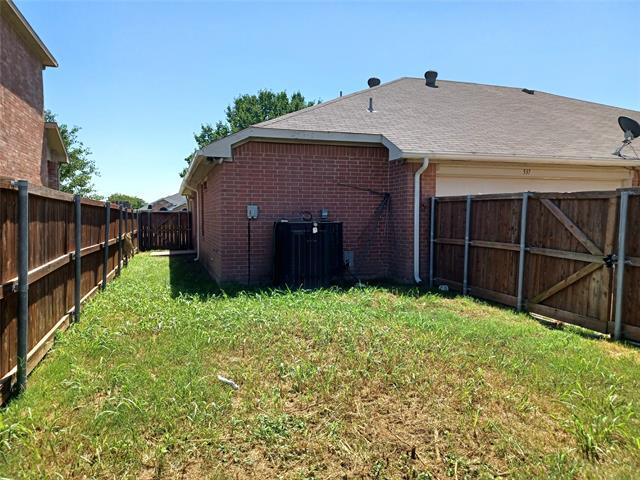 Building Photo - 537 Monarch Dr