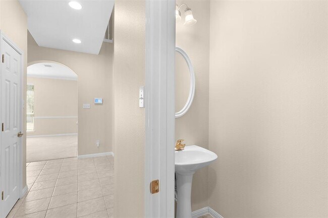 Building Photo - 3206 Luminoso Ln E