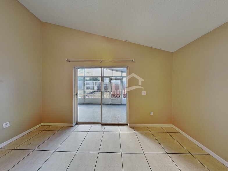 Building Photo - 12605 Parkbury Dr