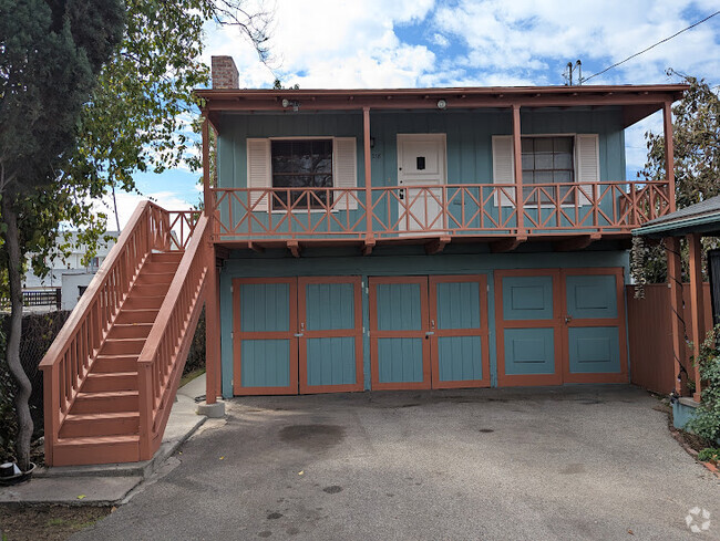 Building Photo - 218 N Avenue 58