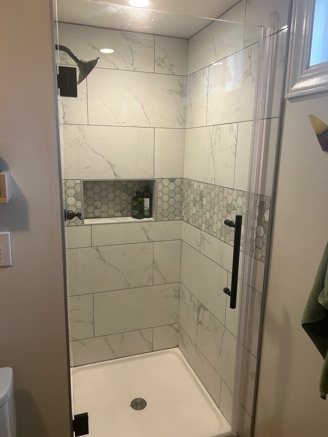 Building Photo - Madison