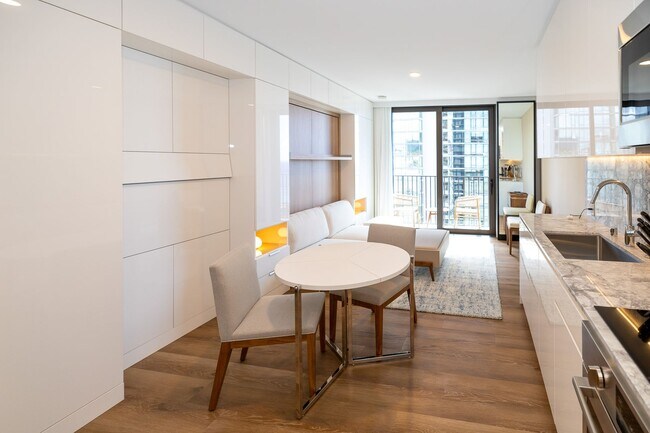 Building Photo - Aalii ocean view unit for rent, furnished and 1 free parking stall
