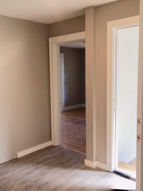 Building Photo - *605 MEADOWLAWN AV*-BG CITY SCHOOLS- $1595...