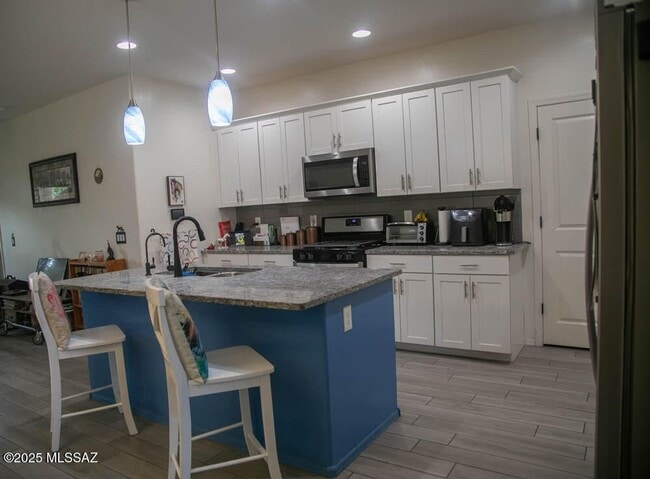 Building Photo - Great home in Madera Highlands!