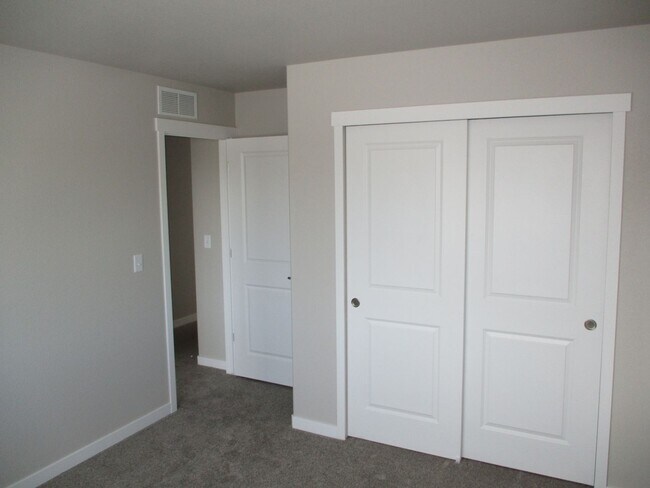 Building Photo - 3 Bed, 2.5 Bath Home in Berthoud - Built 2024 - 2-Car Garage, Home is facing the Mountains