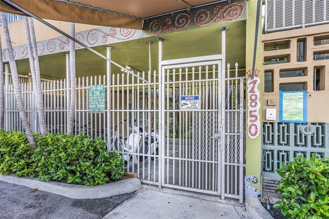 Building Photo - 1850 Meridian Ave