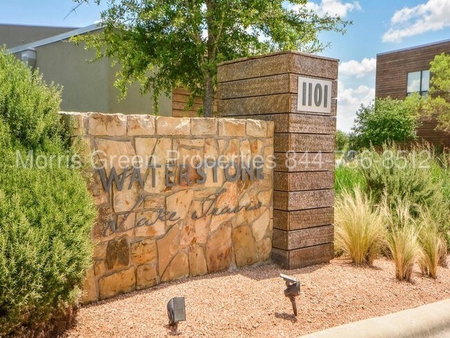 Building Photo - 1101 Ivean Pearson Rd A101