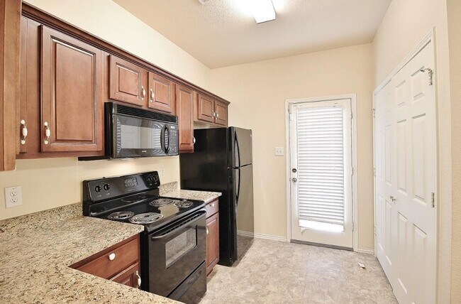 Building Photo - 5306 Bexar St
