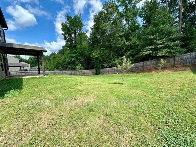 Building Photo - 300 Ousley Way