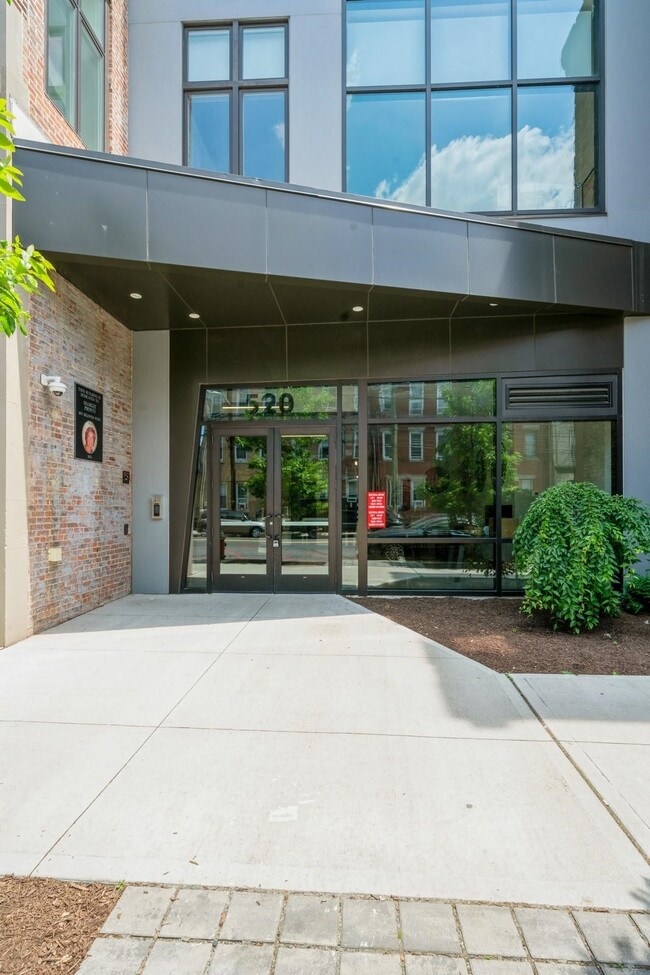 Building Photo - 520 Palisade Ave