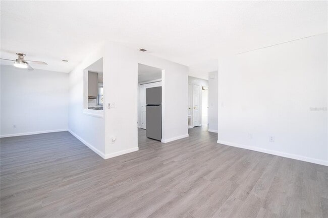 Building Photo - 2432 Swailes Dr