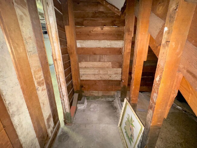 Building Photo - Marina: Bright Top Floor 1 Bed 1 Bath with...