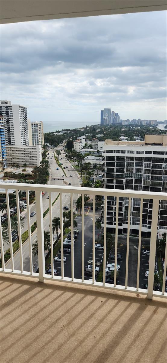 Building Photo - 1985 S Ocean Dr