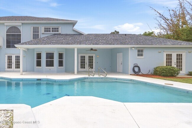 Building Photo - 2240 Marsh Harbor Ave