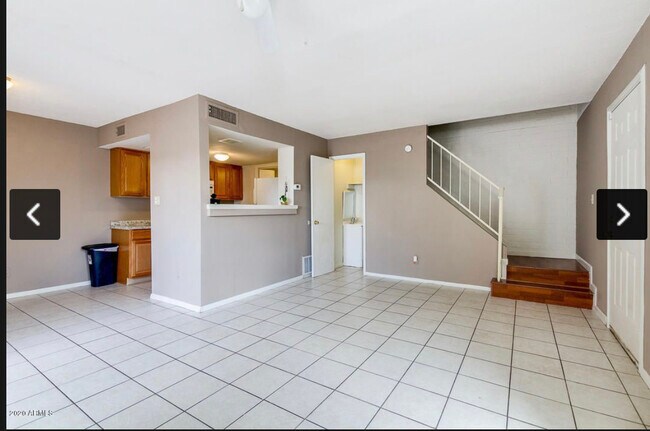 Building Photo - 4222 S 46th Pl