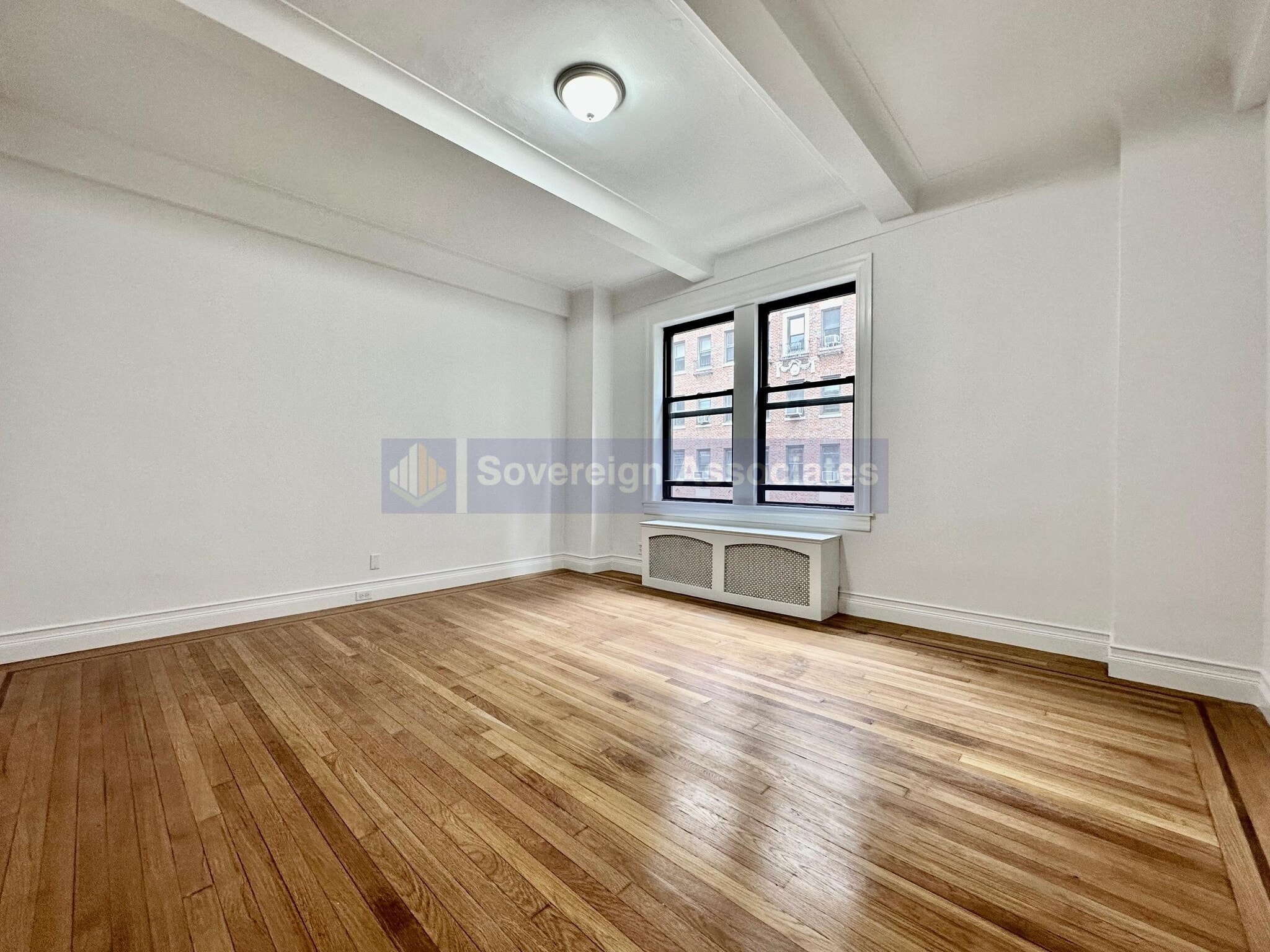 Building Photo - 308 W 104th St