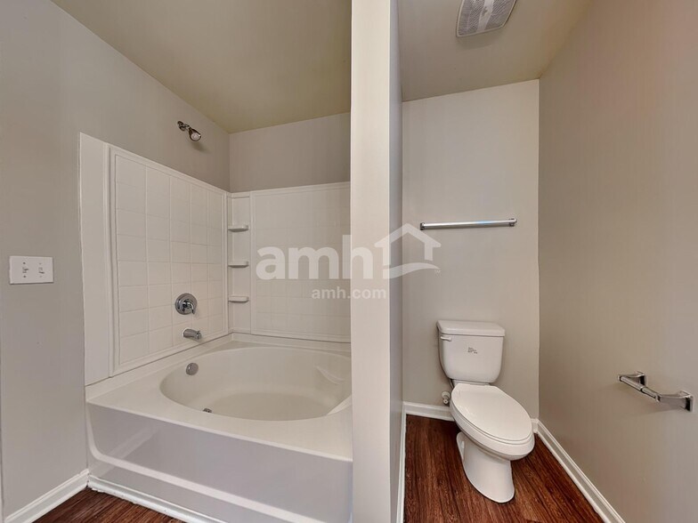 Building Photo - 6227 Thompson Brook Lane
