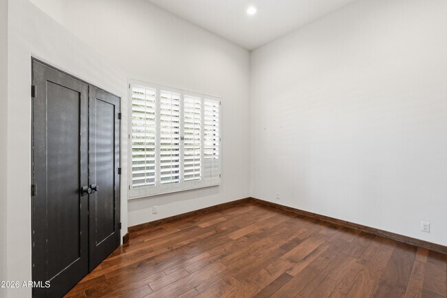 Building Photo - 25555 N Windy Walk Dr