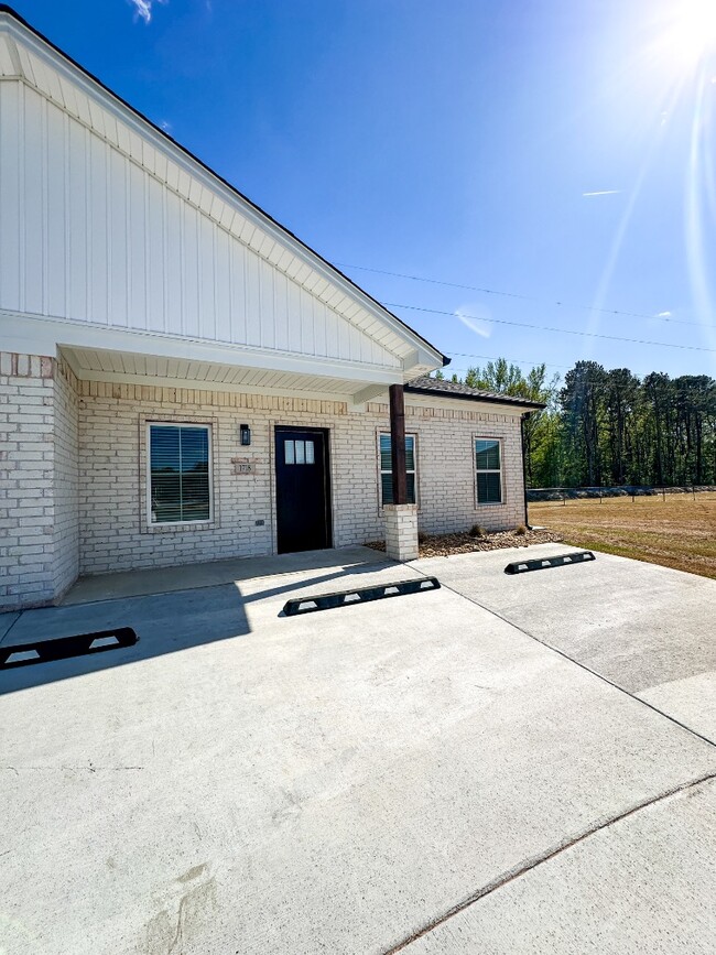 Primary Photo - 1716 Rosemary Drive