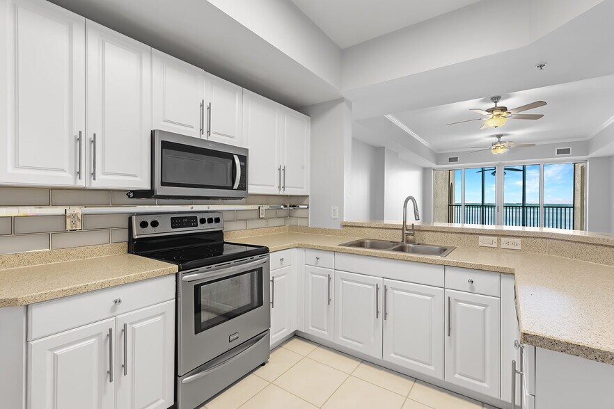 Building Photo - 2797 1st St