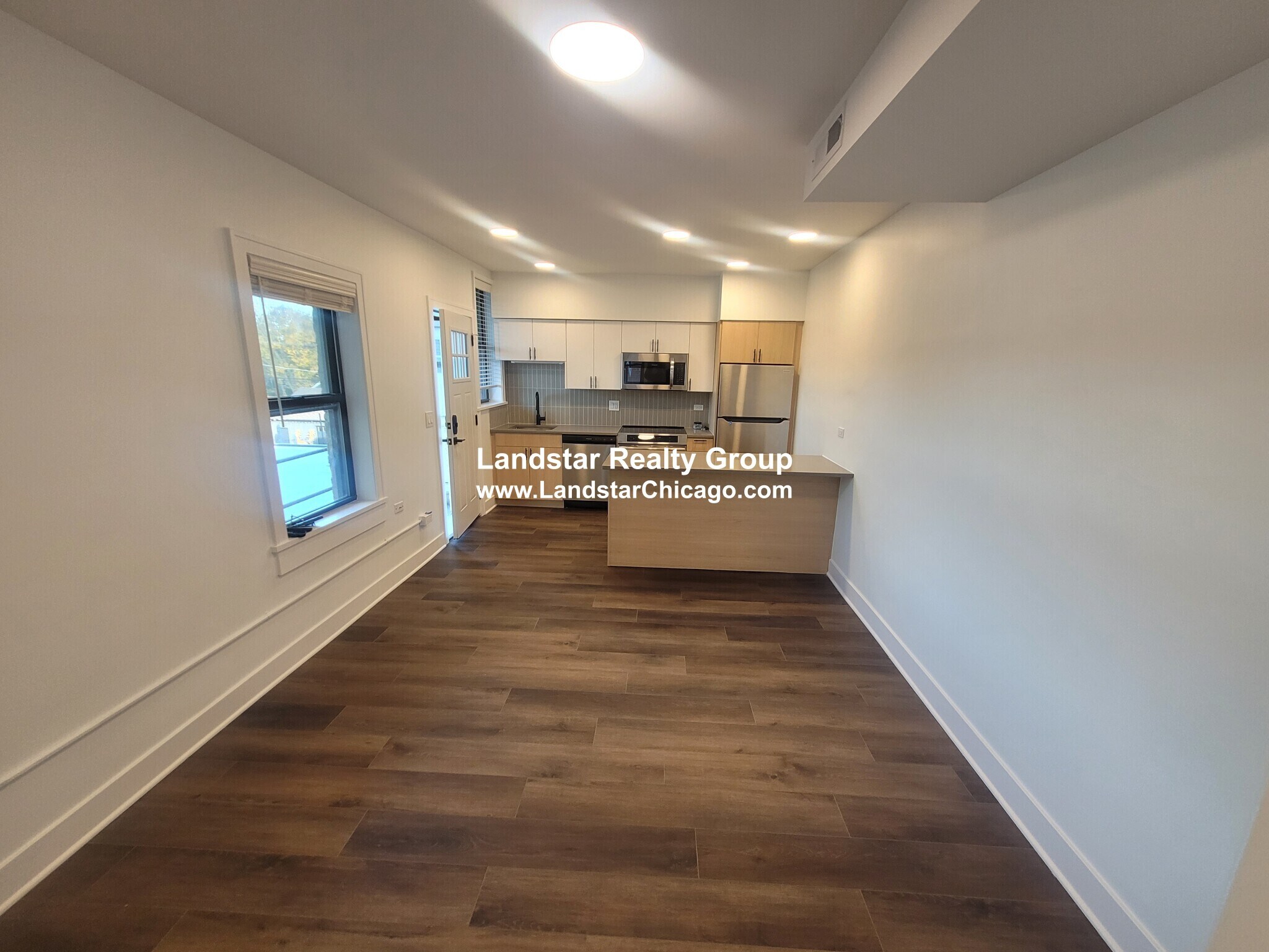 Building Photo - 1241 Chicago Ave