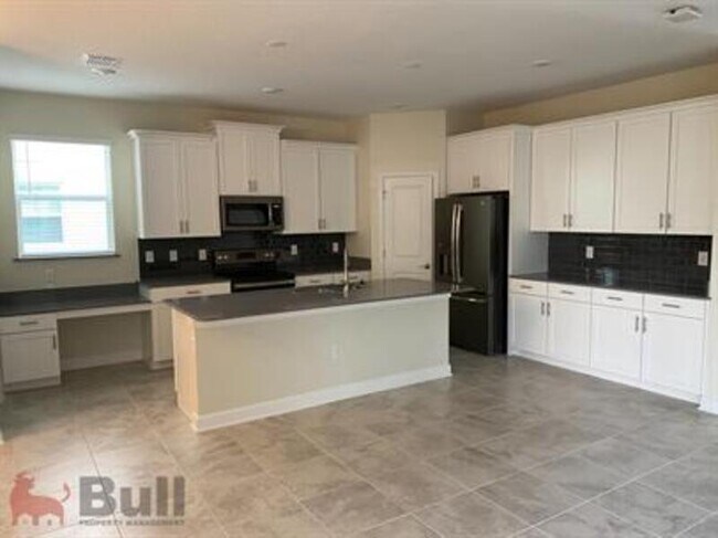 Building Photo - 11160 Longleaf Woods Dr