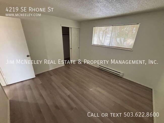 Building Photo - 4219 SE Rhone St