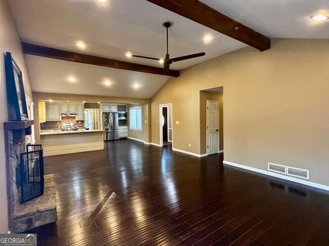 Building Photo - 125 Lantern Ridge Ct