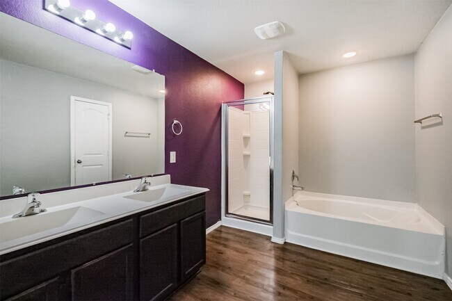 Building Photo - 20803 Remington Oaks Ct