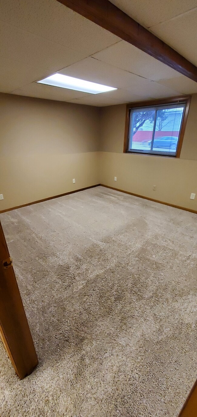 3rd bedroom - 14619 Burnell Park Dr