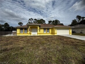 Building Photo - 3728 Tareco St