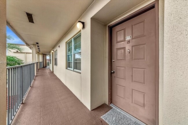 Building Photo - 13001 SW 11th Ct