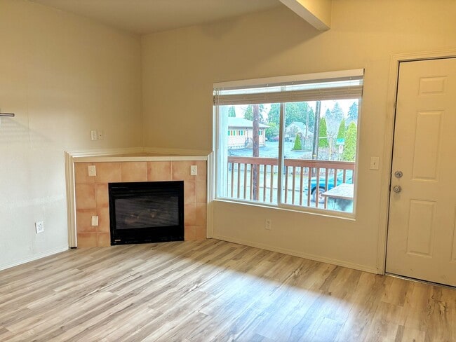 Building Photo - ANDRT01