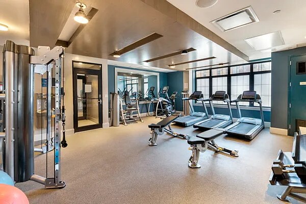 Building Photo - 42 Maspeth Ave