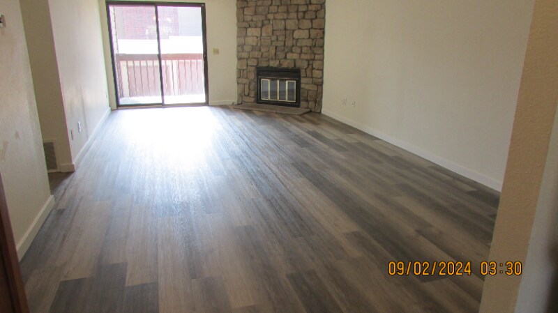 Building Photo - 420 Wright St