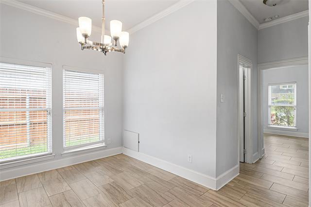 Building Photo - 8406 Willowbrook Dr