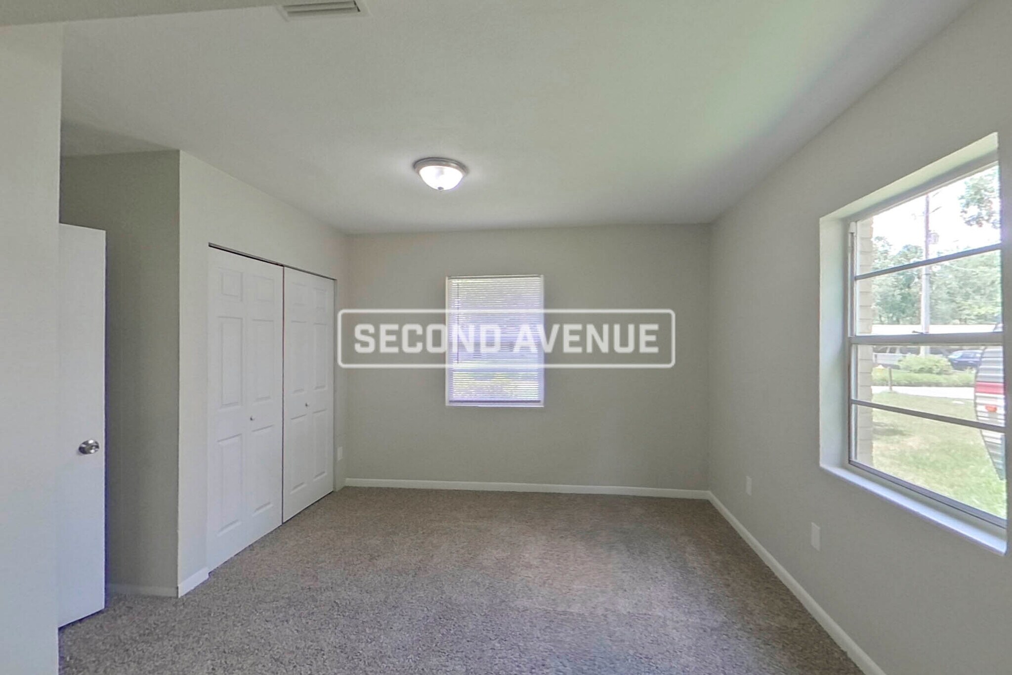 Building Photo - 5331 Woodcrest Rd