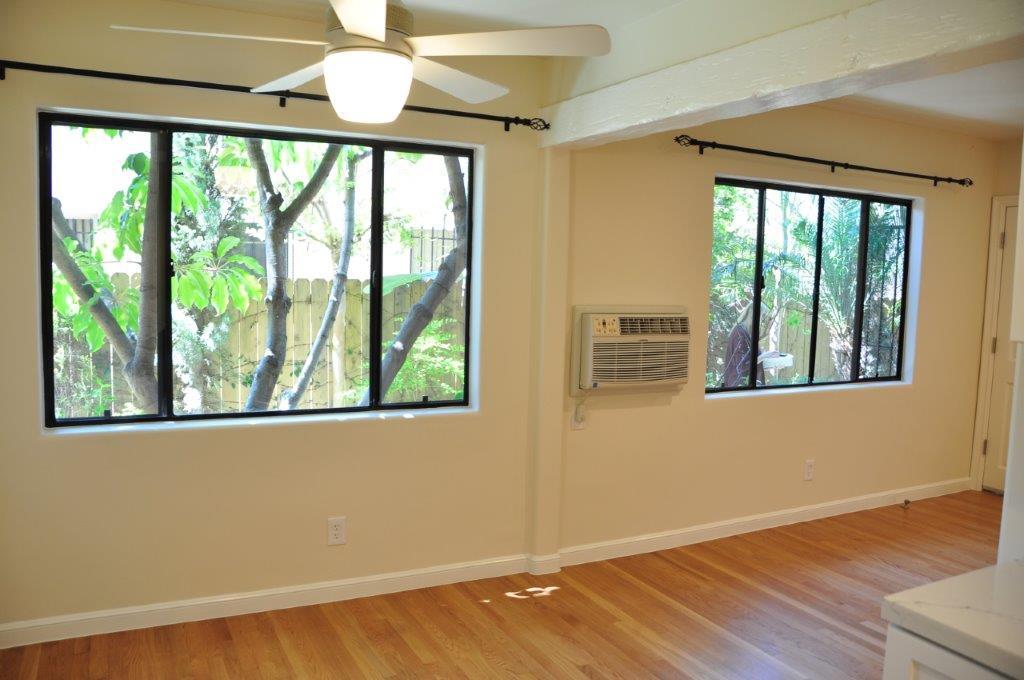 Building Photo - 828 N Martel Ave