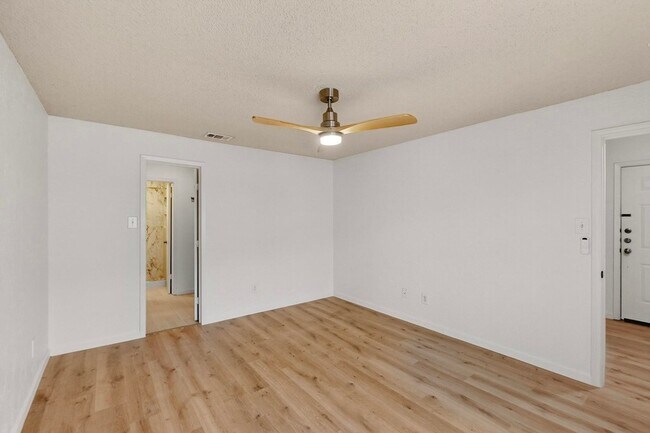 Building Photo - 5981 Arapaho Rd