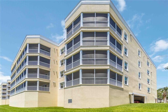 Building Photo - 280 Hidden Bay Dr